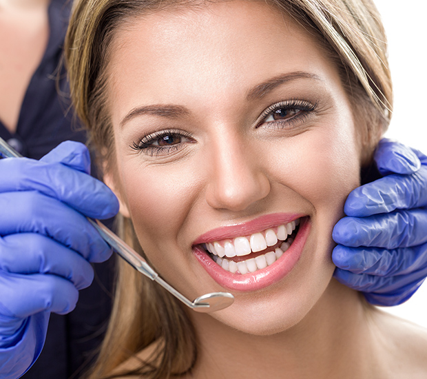 Miami Teeth Whitening at Dentist